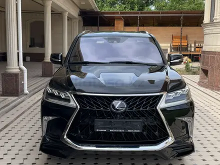 Lexus LX 570 2019 года за 55 000 000 тг. в Алматы