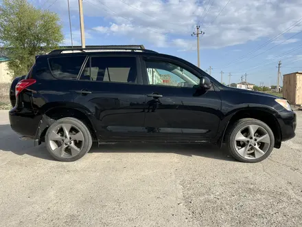 Toyota RAV4 2010 года за 7 000 000 тг. в Атырау – фото 22