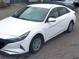 Hyundai Elantra 2022 года за 7 200 000 тг. в Темиртау – фото 3