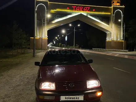 Volkswagen Vento 1993 года за 1 550 000 тг. в Тараз – фото 6