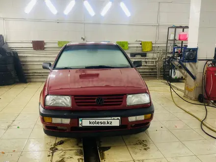 Volkswagen Vento 1993 года за 1 300 000 тг. в Тараз – фото 14