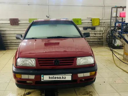 Volkswagen Vento 1993 года за 1 300 000 тг. в Тараз – фото 17