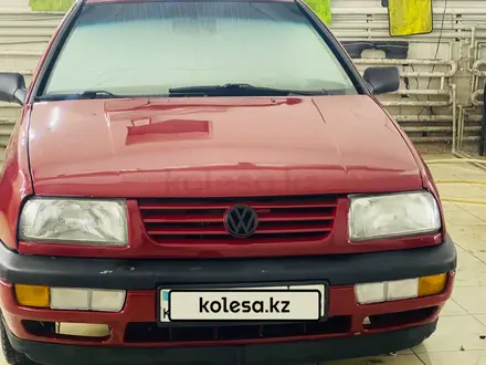 Volkswagen Vento 1993 года за 1 300 000 тг. в Тараз – фото 25