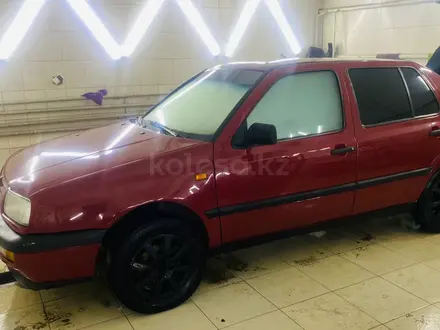 Volkswagen Vento 1993 года за 1 300 000 тг. в Тараз – фото 27
