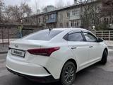 Hyundai Accent 2022 годаүшін8 390 000 тг. в Алматы – фото 4