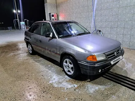 Opel Astra 1993 года за 1 350 000 тг. в Актау – фото 4