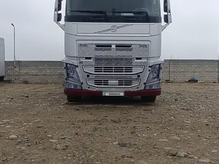Volvo  FH 2018 года за 51 000 000 тг. в Алматы – фото 2