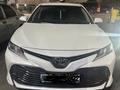 Toyota Camry 2020 года за 12 500 000 тг. в Алматы – фото 2