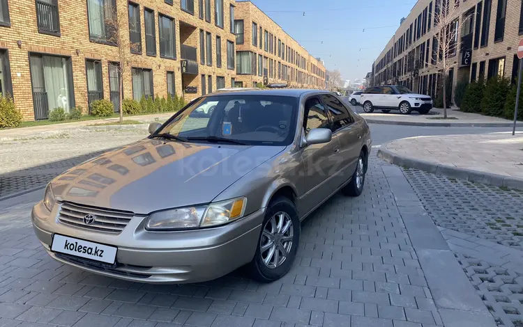 Toyota Camry 1998 годаүшін3 200 000 тг. в Алматы