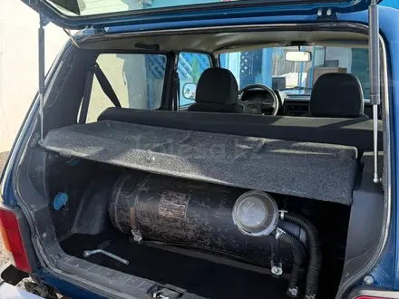 ВАЗ (Lada) Lada 2121 2017 года за 2 800 000 тг. в Актобе – фото 10