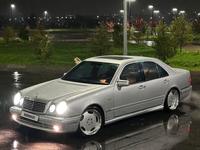 Mercedes-Benz E 500 2000 годаfor5 500 000 тг. в Шымкент