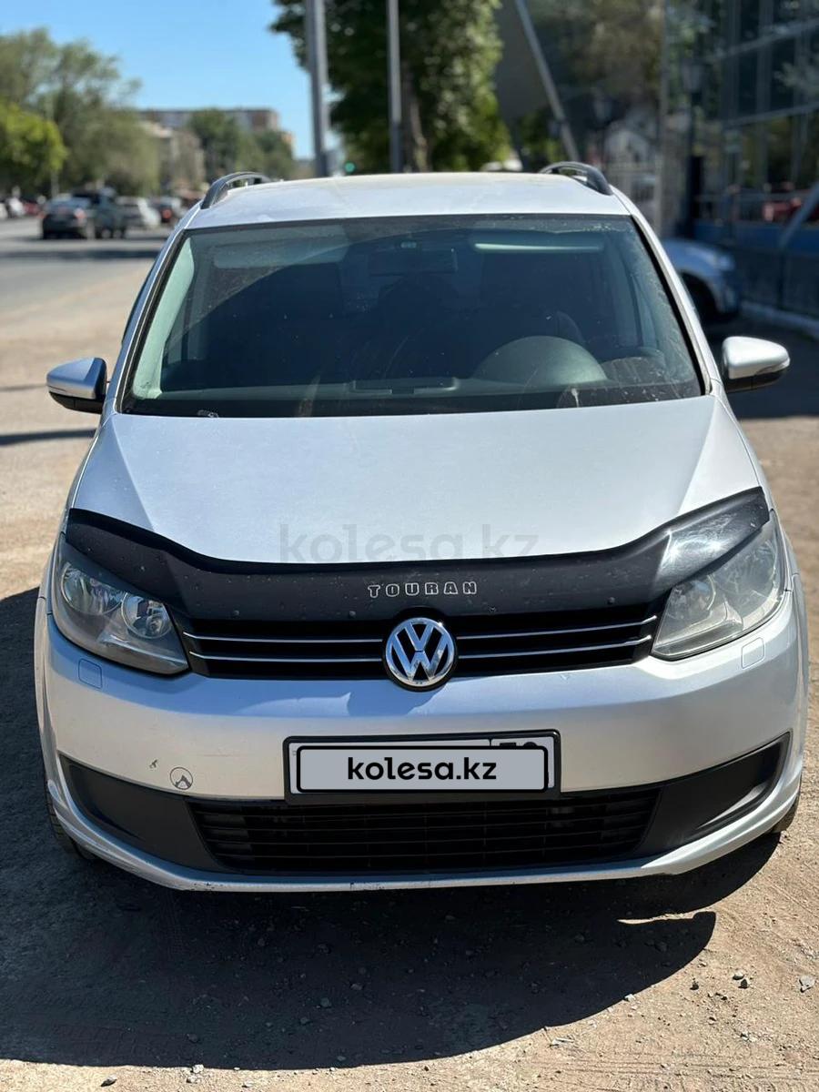 Volkswagen Touran 2011 г.