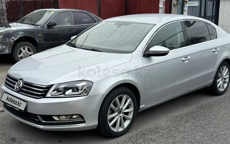 Volkswagen Passat 2011 года за 4 300 000 тг. в Алматы