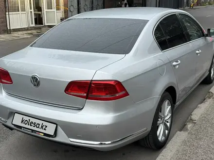Volkswagen Passat 2011 года за 4 300 000 тг. в Алматы – фото 5