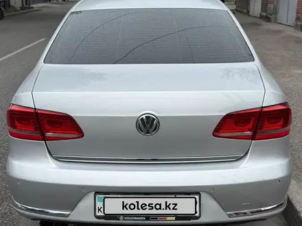 Volkswagen Passat 2011 года за 4 300 000 тг. в Алматы – фото 6