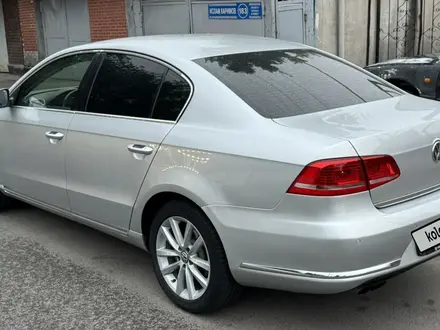Volkswagen Passat 2011 года за 4 300 000 тг. в Алматы – фото 4