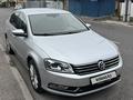 Volkswagen Passat 2011 года за 4 300 000 тг. в Алматы – фото 2