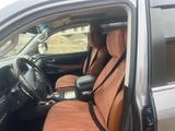 Lexus LX 570 2013 годаүшін30 000 000 тг. в Актобе – фото 5