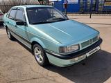 Volkswagen Passat 1992 годаүшін1 700 000 тг. в Караганда