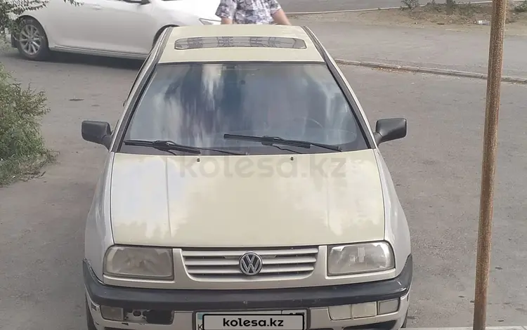 Volkswagen Vento 1994 годаfor500 000 тг. в Актау