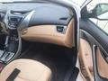 Hyundai Elantra 2013 годаfor3 000 000 тг. в Атырау – фото 2