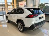 Toyota RAV4 Luxe 2025 годаүшін21 220 000 тг. в Алматы – фото 4
