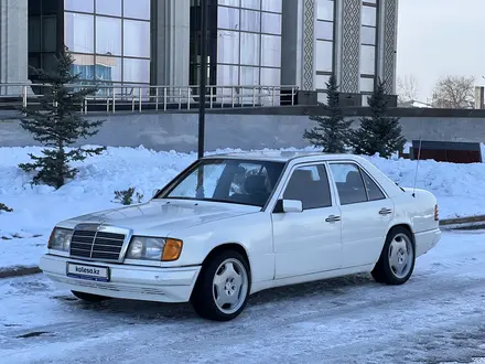 Mercedes-Benz E 320 1993 года за 3 200 000 тг. в Алматы – фото 10