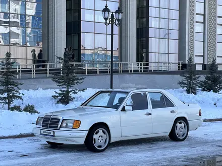 Mercedes-Benz E 320 1993 года за 3 200 000 тг. в Алматы – фото 9