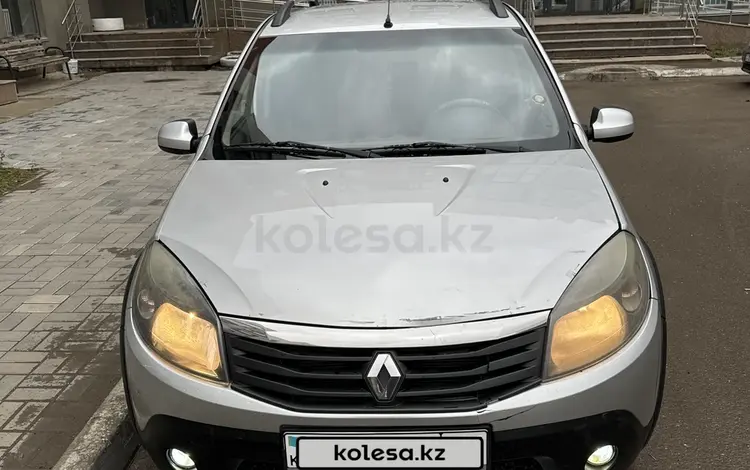 Renault Sandero Stepway 2014 годаүшін4 200 000 тг. в Астана