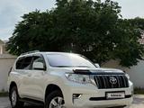 Toyota Land Cruiser Prado 2018 года за 22 800 000 тг. в Актау