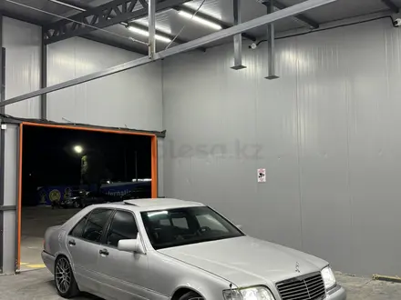 Mercedes-Benz S 320 1997 года за 4 500 000 тг. в Алматы – фото 9