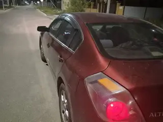 Nissan Altima, 2009