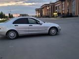 Mercedes-Benz C 180 2002 годаүшін3 300 000 тг. в Актобе – фото 2