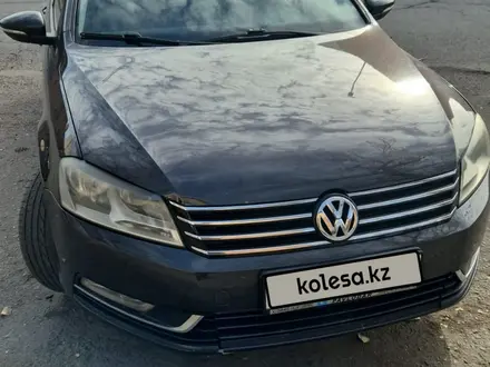 Volkswagen Passat 2011 года за 5 500 000 тг. в Астана