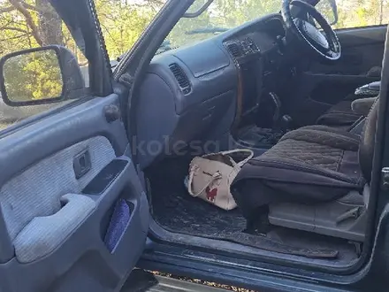Toyota Hilux Surf 1996 годаүшін4 000 000 тг. в Семей – фото 2