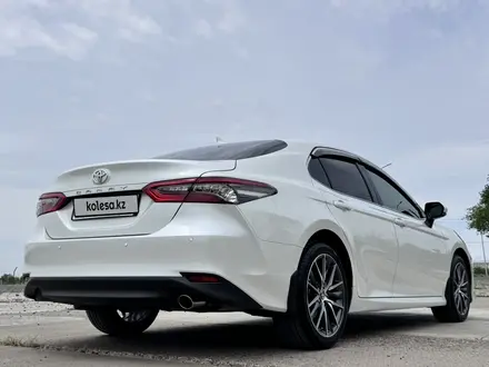 Toyota Camry 2023 года за 15 700 000 тг. в Алматы – фото 11