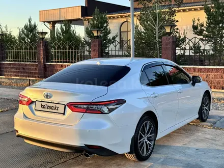 Toyota Camry 2023 года за 15 700 000 тг. в Алматы – фото 22