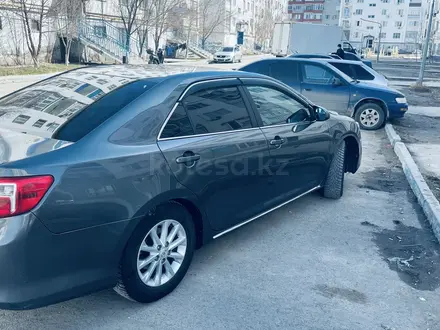 Toyota Camry 2014 года за 8 400 000 тг. в Атырау – фото 3