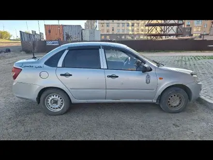 ВАЗ (Lada) Granta 2190 2013 года за 1 600 000 тг. в Актобе – фото 8
