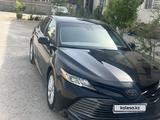 Toyota Camry 2019 года за 10 500 000 тг. в Актау – фото 2