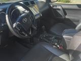 Toyota Land Cruiser Prado 2014 года за 16 500 000 тг. в Атырау – фото 2
