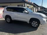 Toyota Land Cruiser Prado 2014 года за 16 500 000 тг. в Атырау