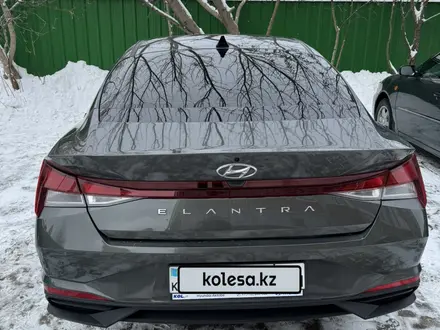 Hyundai Elantra 2023 года за 9 500 000 тг. в Актобе – фото 13