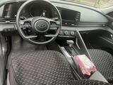 Hyundai Elantra 2023 года за 9 500 000 тг. в Актобе – фото 4