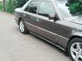 Mercedes-Benz E 220 1994 года за 1 300 000 тг. в Талдыкорган – фото 2