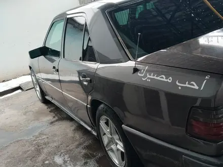 Mercedes-Benz E 220 1994 года за 1 300 000 тг. в Талдыкорган – фото 4