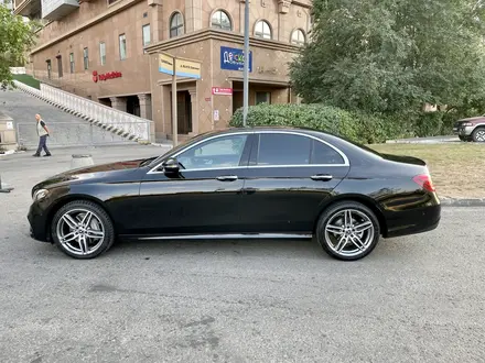 Mercedes-Benz E 200 2019 года за 26 500 000 тг. в Астана – фото 25