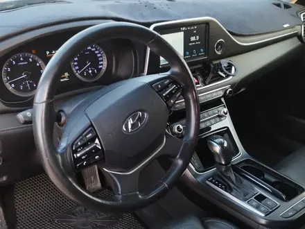 Hyundai Grandeur 2017 года за 11 700 000 тг. в Алматы – фото 5
