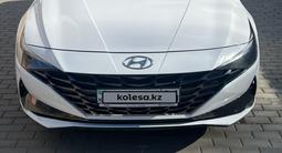 Hyundai Elantra 2020 года за 8 500 000 тг. в Актобе