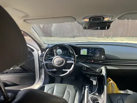 Hyundai Elantra 2020 года за 8 500 000 тг. в Актобе – фото 10